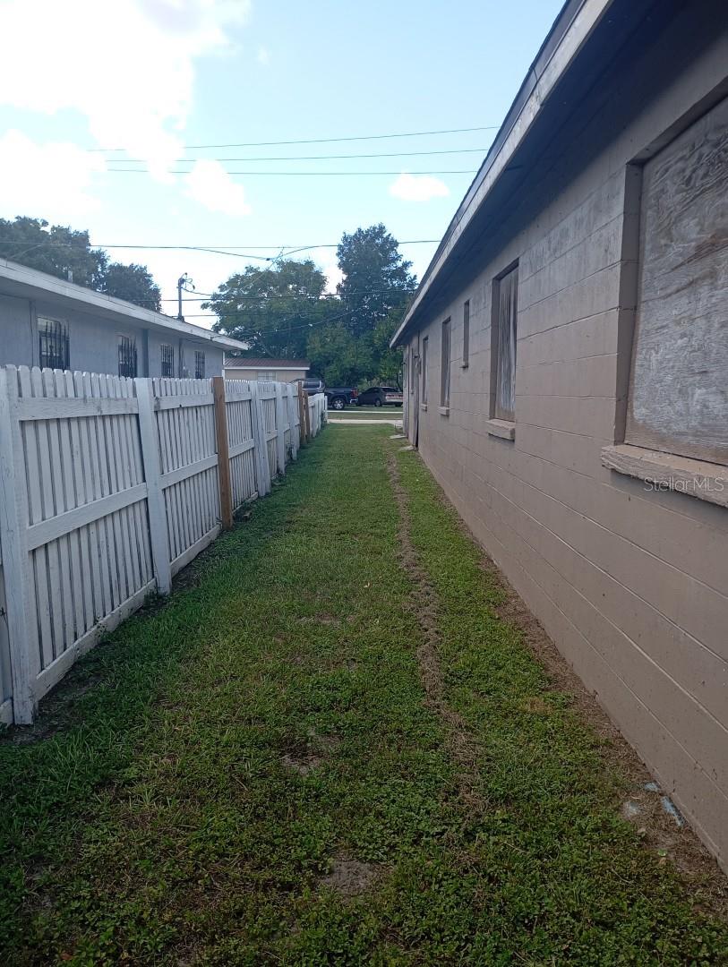 LINCOLN PARK ADD - Residential Income