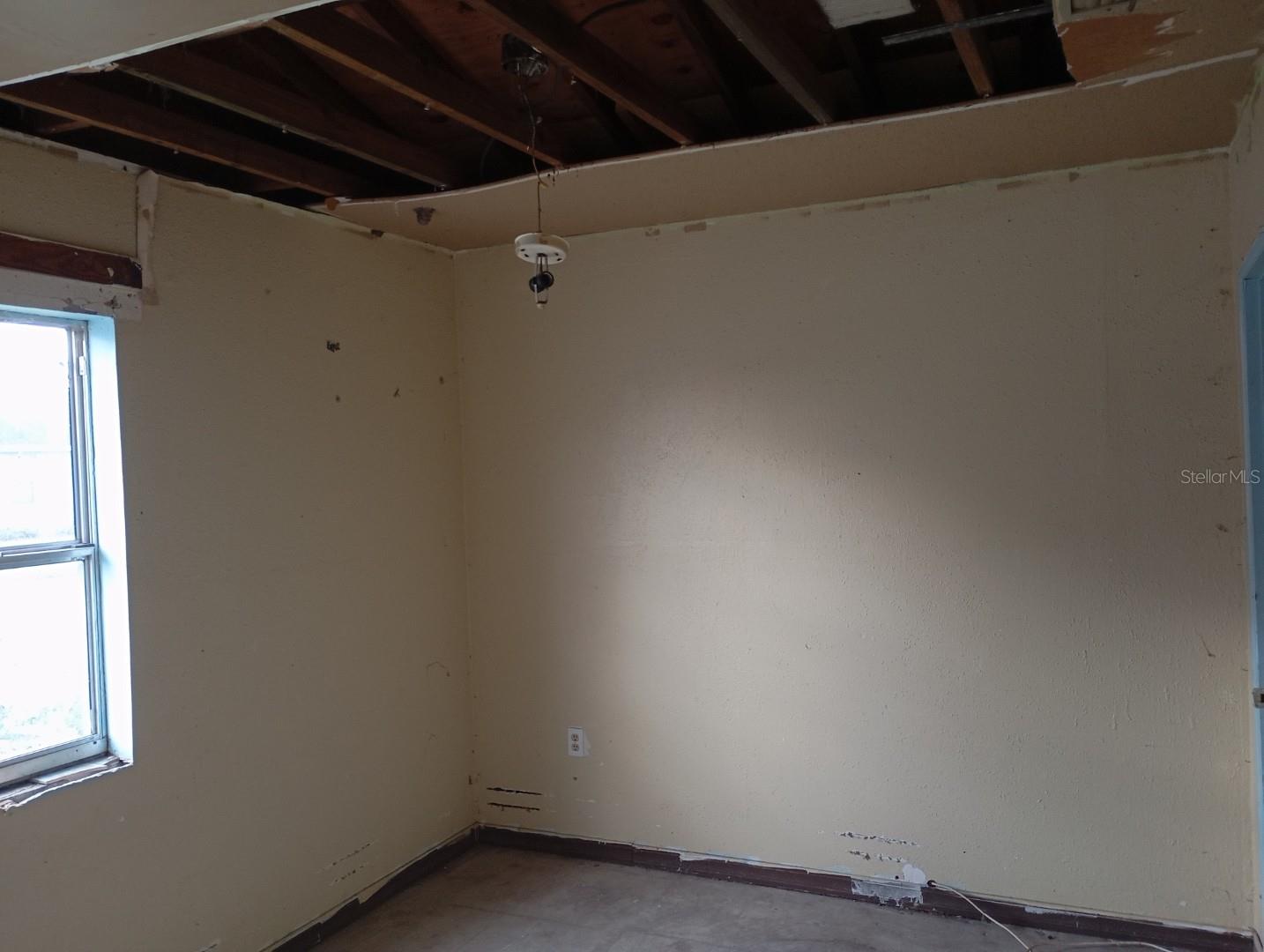 LINCOLN PARK ADD - Residential Income