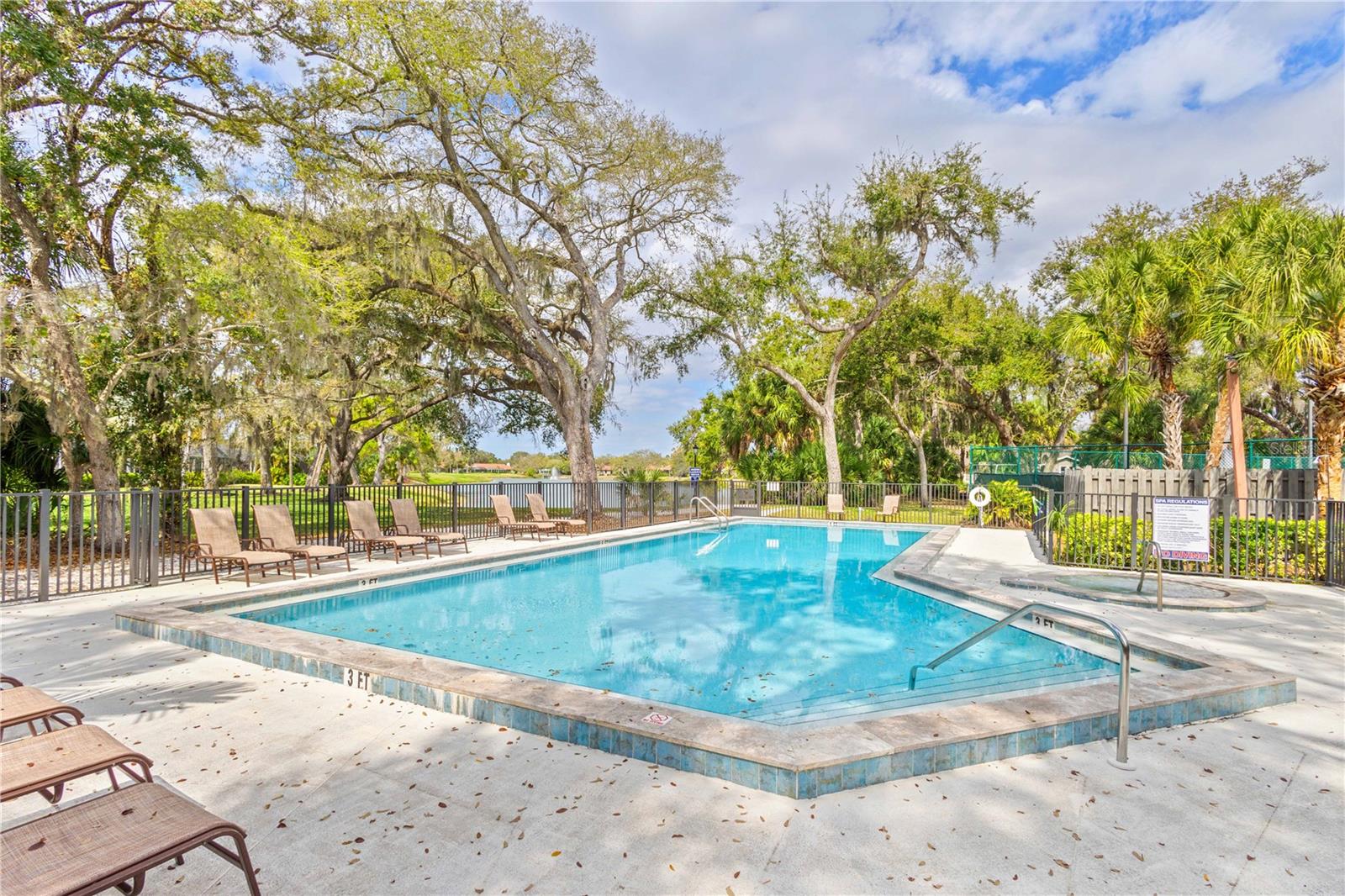 TIMBERLAKES - Residential