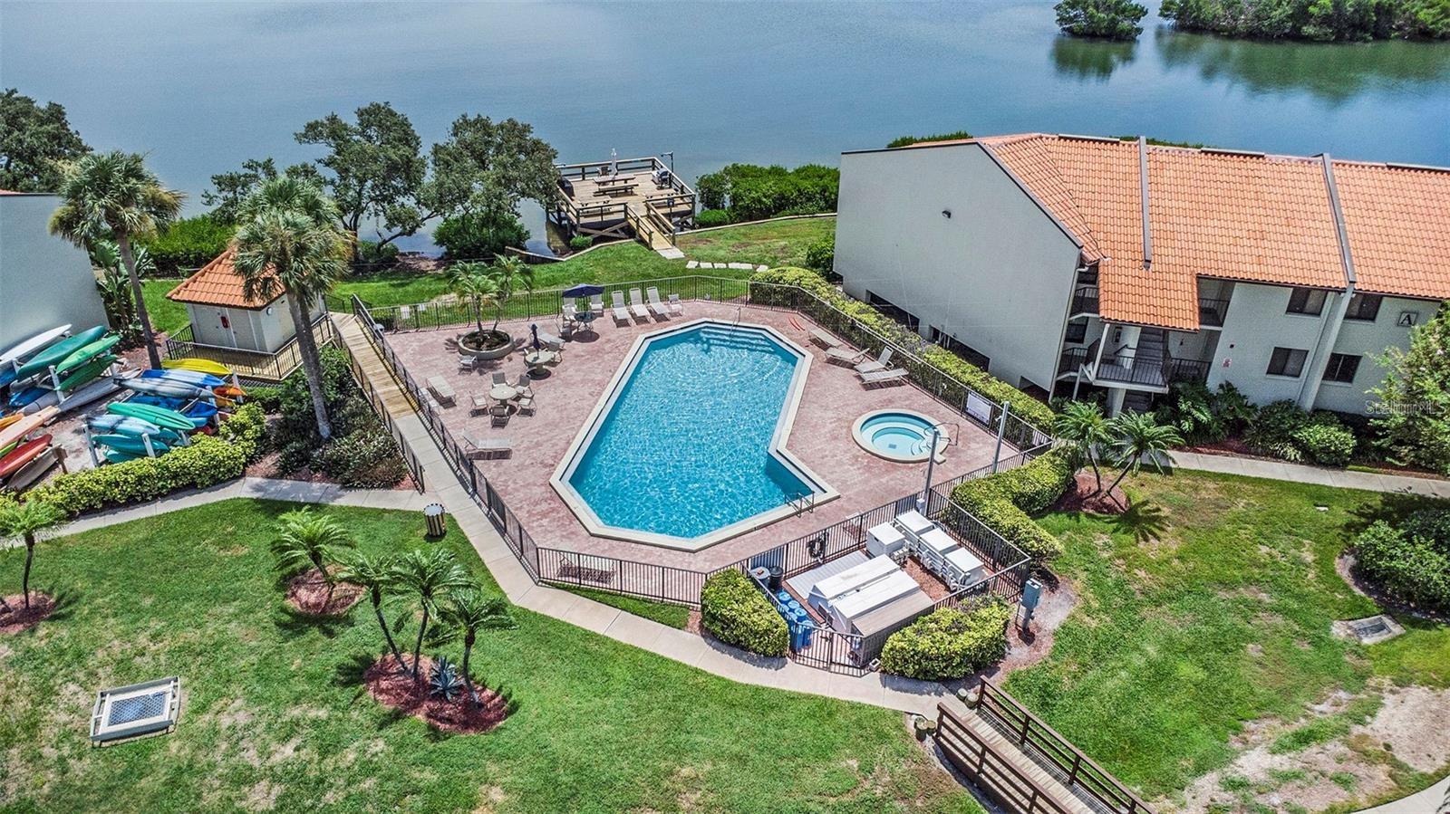 WANDER RESIDENCES OF TIERRA VERDE - Residential