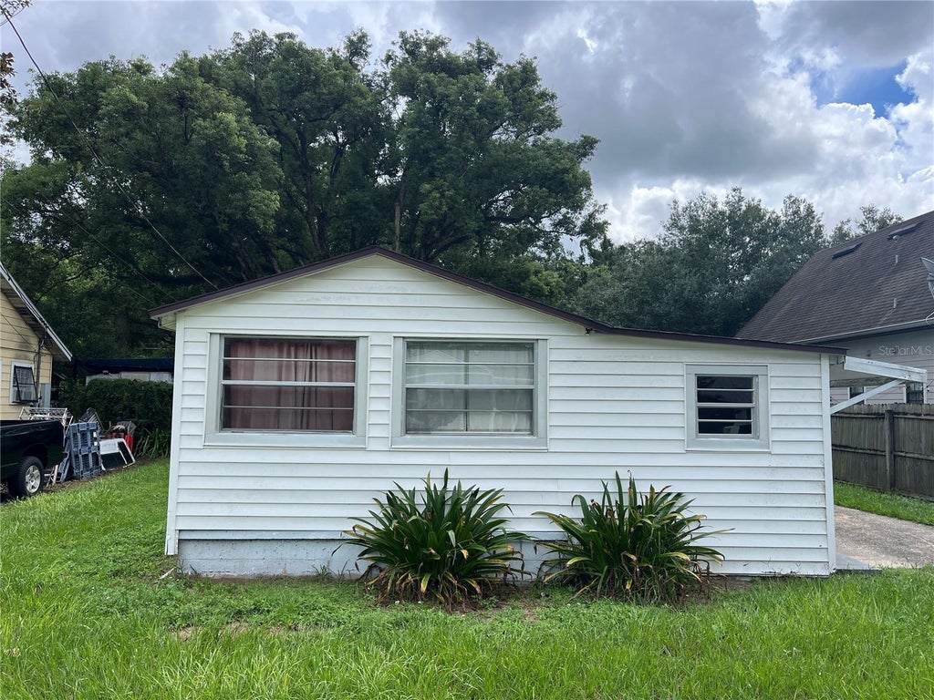 Photo of 1507 Wise Avenue, Orlando, FL 32806 (MLS # O6442100)