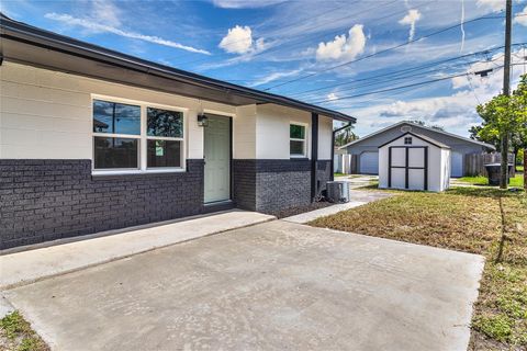 Photo of 510 91st Avenue N, St Petersburg, FL 33702 (MLS # O6341337)