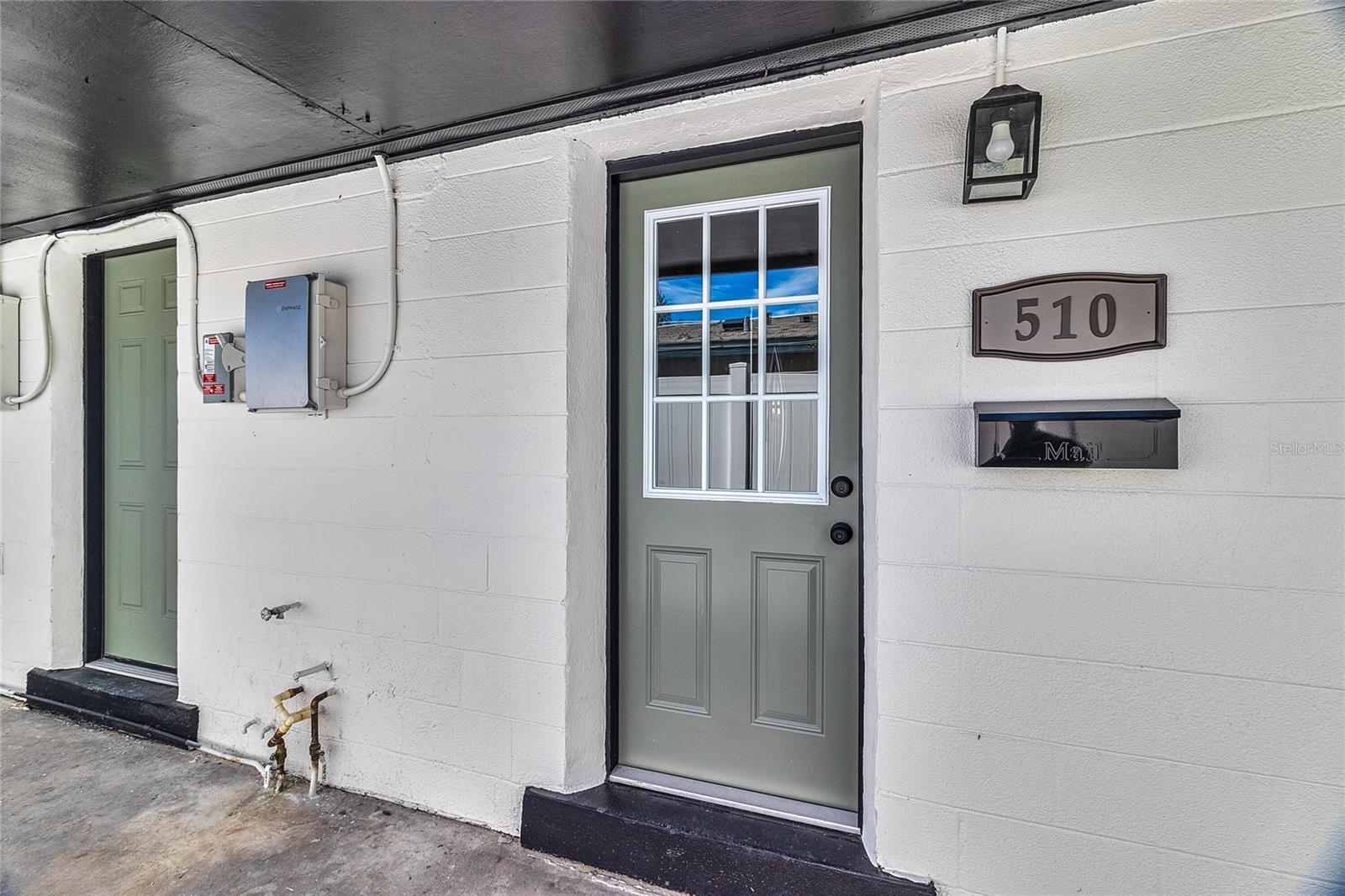 PINE HILLS - Residential Income