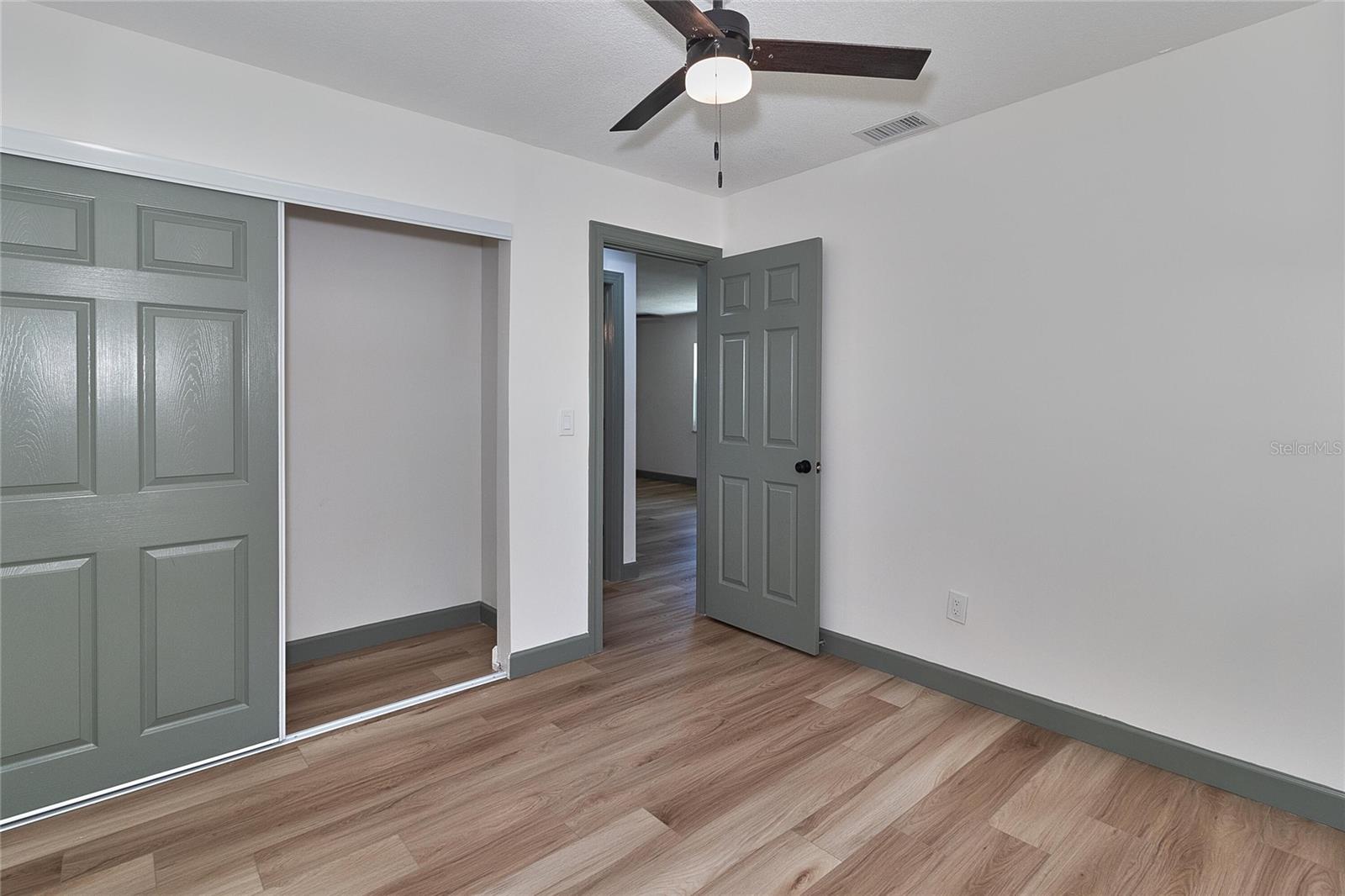 PINE HILLS - Residential Income