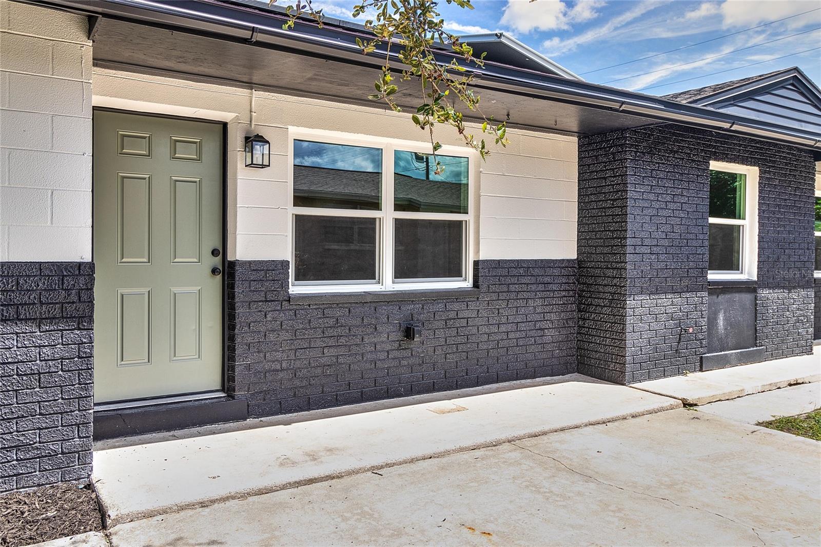 PINE HILLS - Residential Income