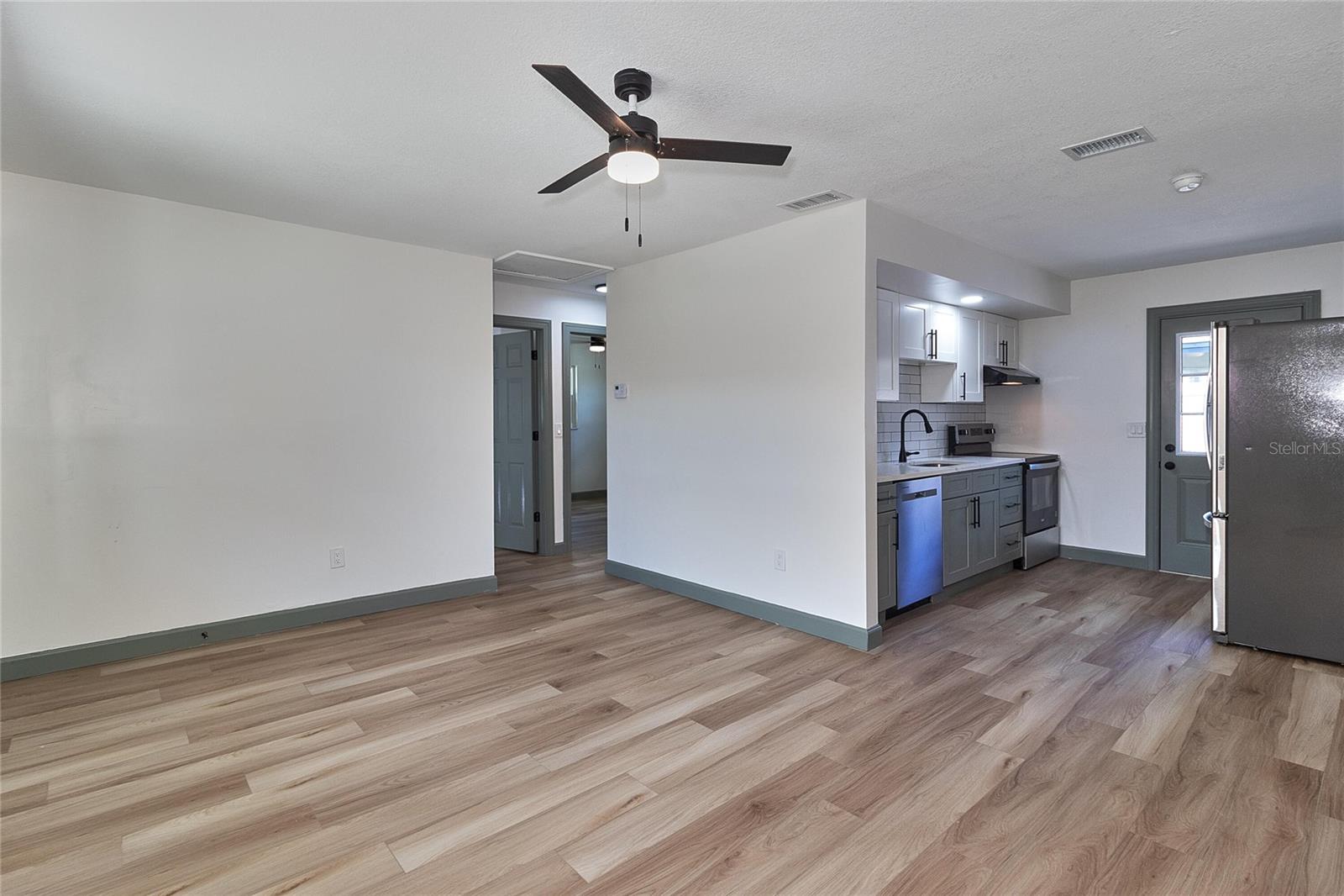 PINE HILLS - Residential Income