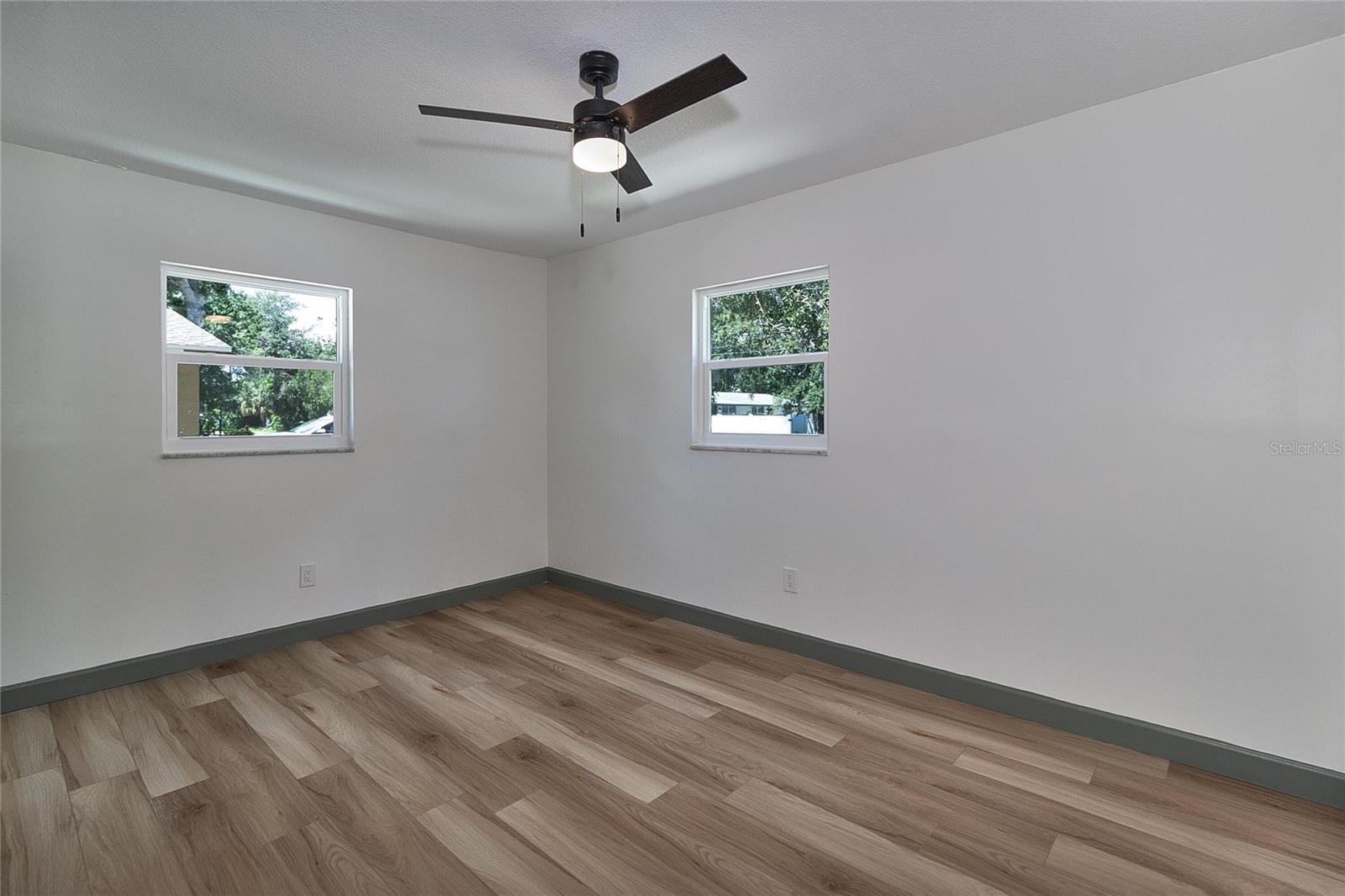 PINE HILLS - Residential Income