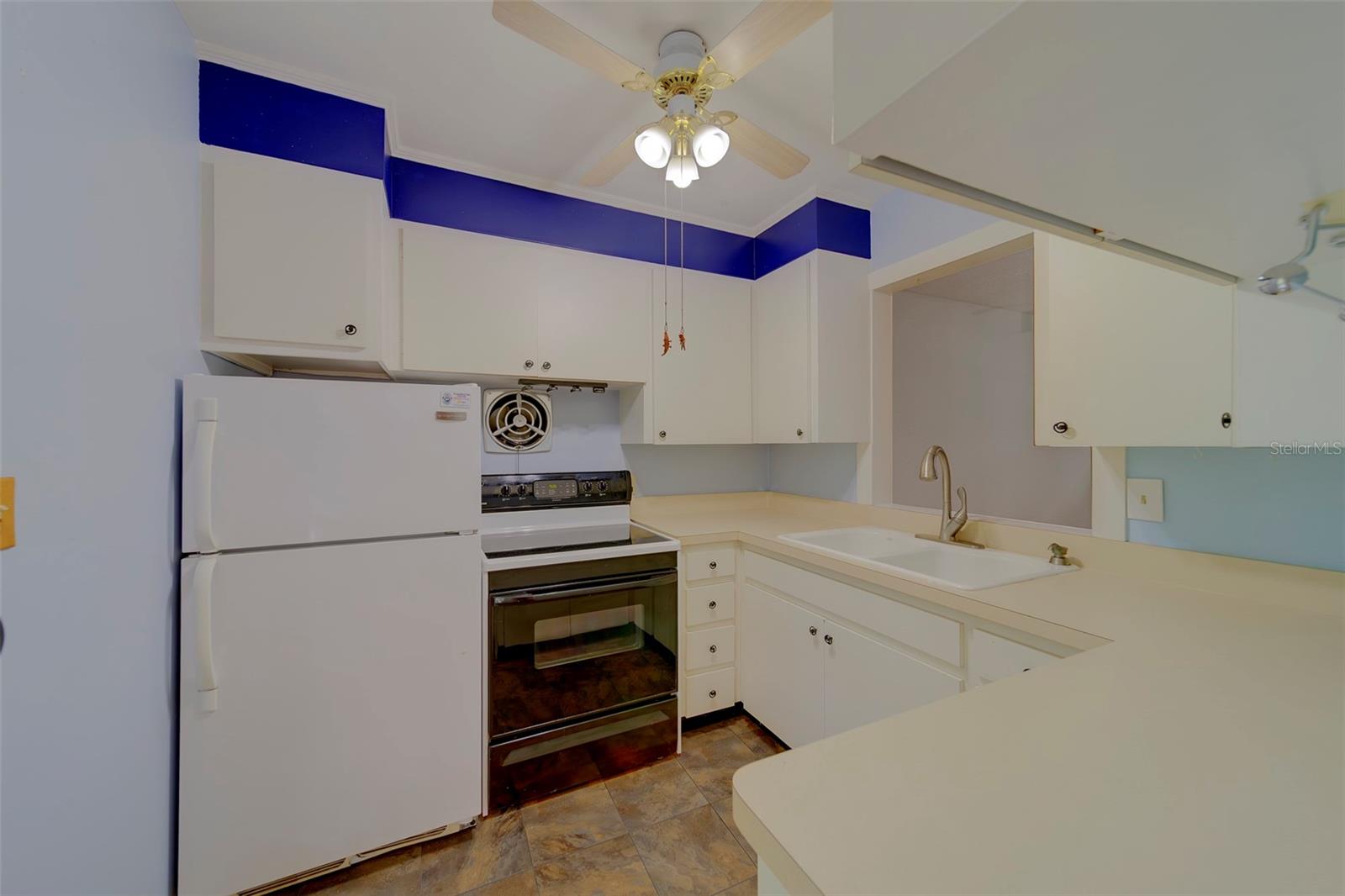 BAY TERRACE & BAY TERRACE ADD - Residential