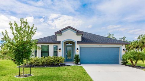 A home in PARRISH