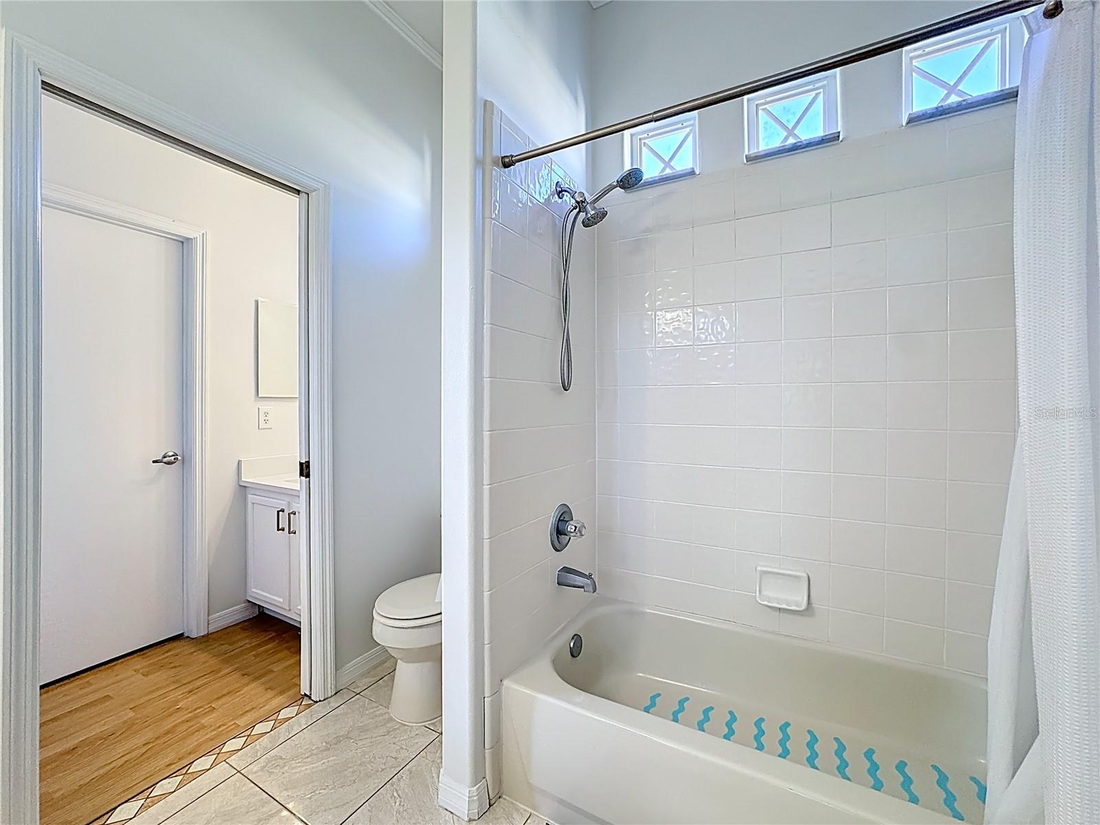 MEADOW CREEK 44/58 - Residential