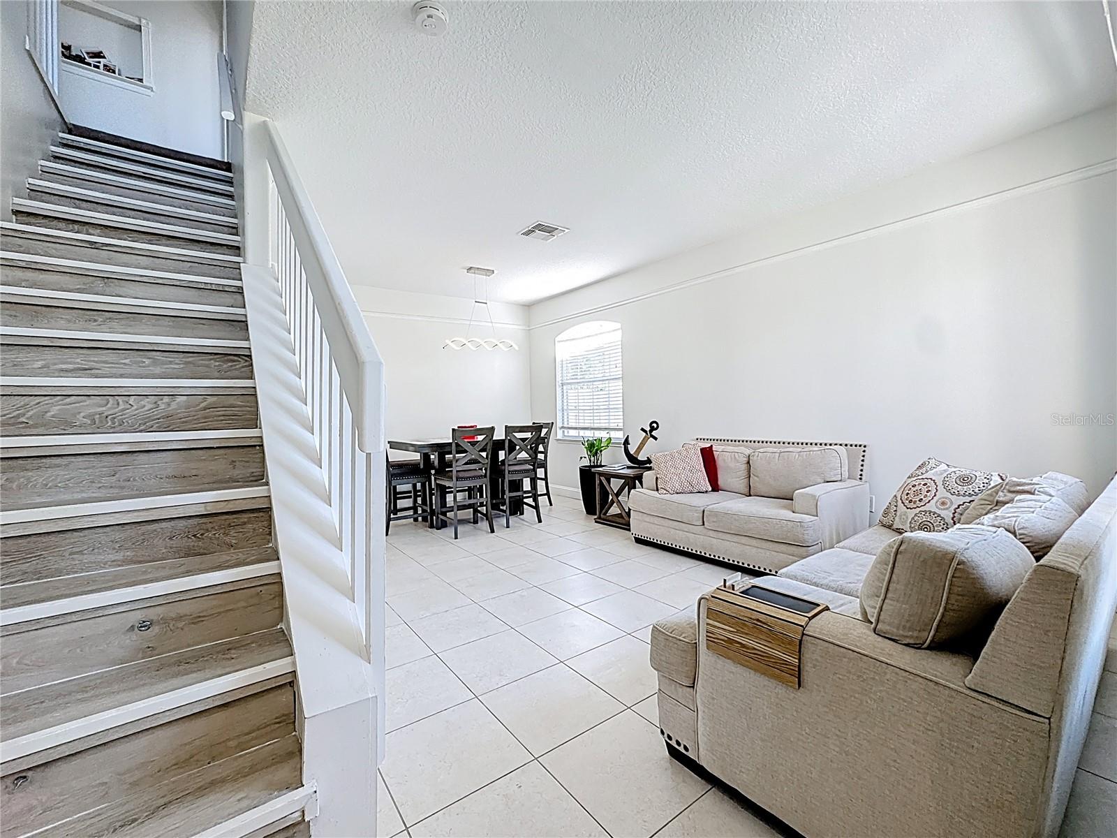 MEADOW CREEK 44/58 - Residential