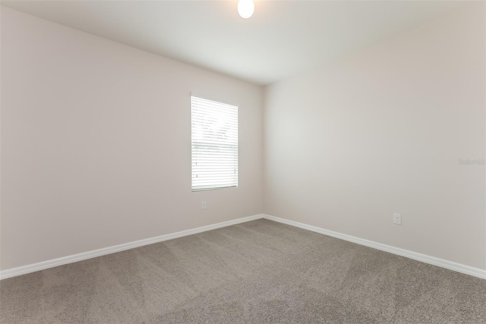 THE OAKS - Residential