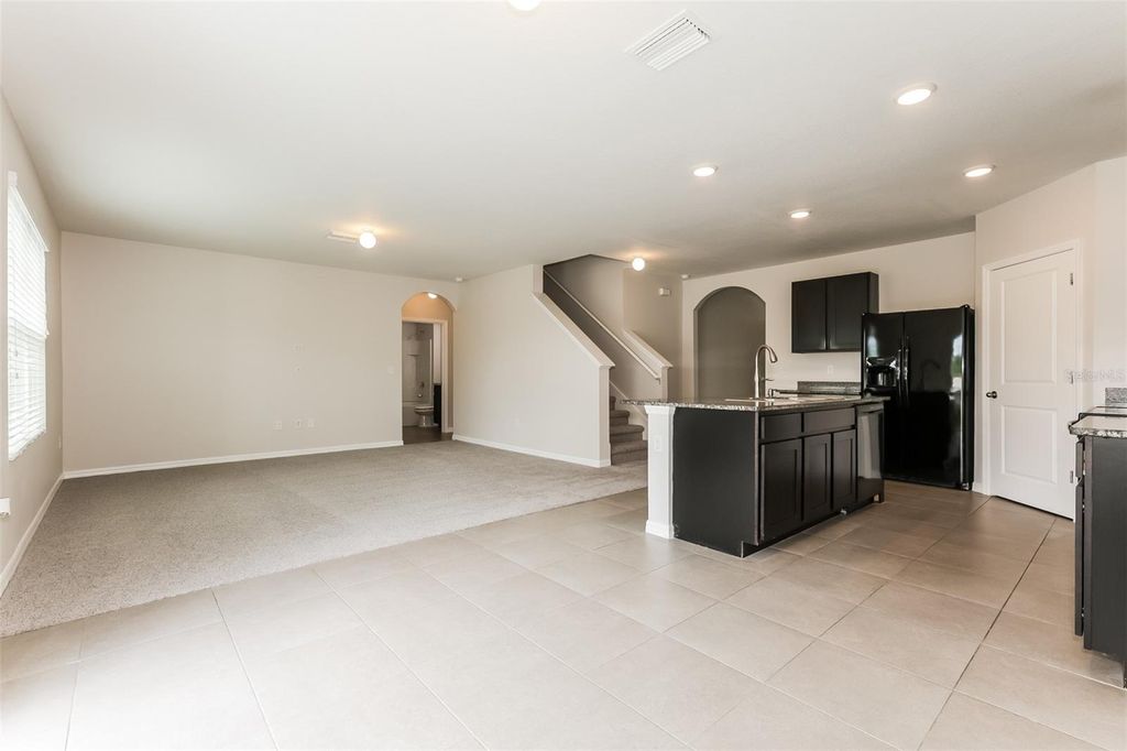 Photo of 9529 Sunstone Boulevard, Thonotosassa, FL 33592 (MLS # TB8498145)