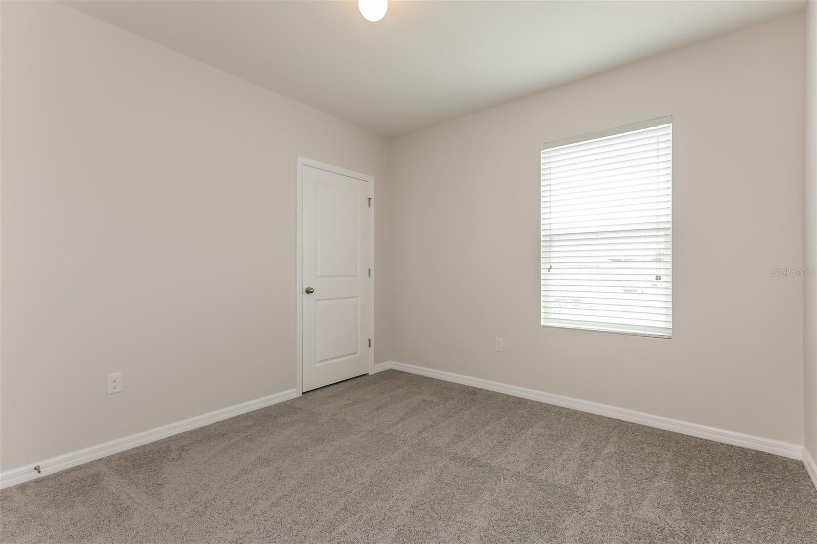 THE OAKS - Residential