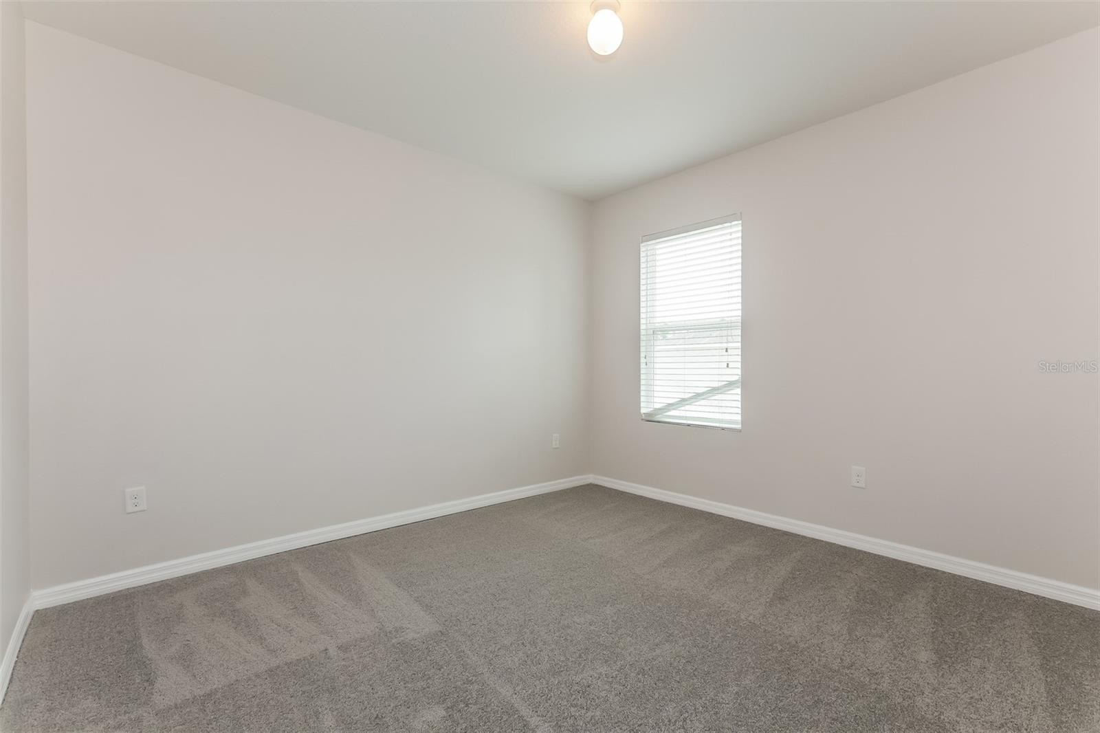 THE OAKS - Residential