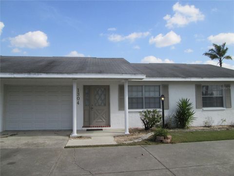 1304 LAMBDETH COURT SUN CITY CENTER FL 33573