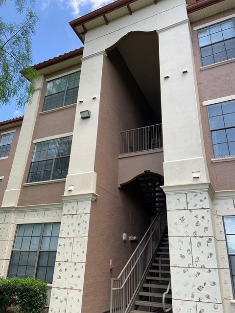 Photo of 6137 Metrowest Boulevard #204, Orlando, FL 32835 (MLS # O6330948) Photo of 6137 Metrowest Boulevard #204, Orlando, FL 32835 (MLS # O6330948)