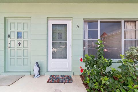 Photo of 2359 Finlandia Lane #5, Clearwater, FL 33763 (MLS # TB8467394)