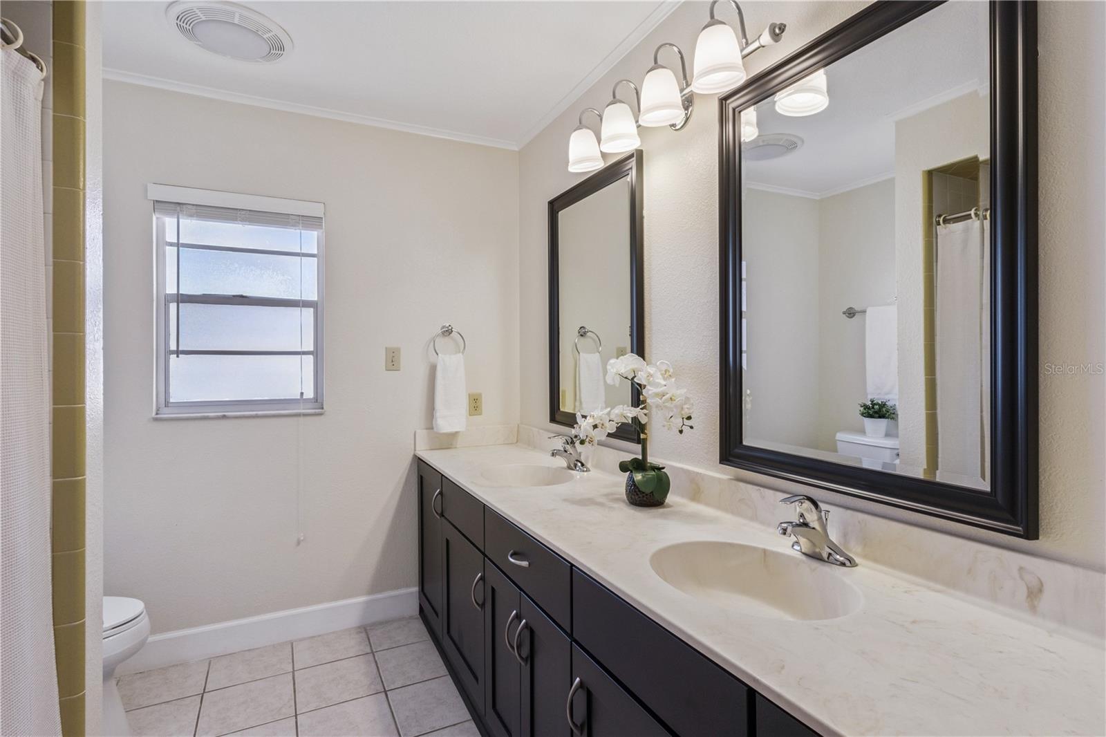 VENETIAN VILLAGE THIRD ADD - Residential