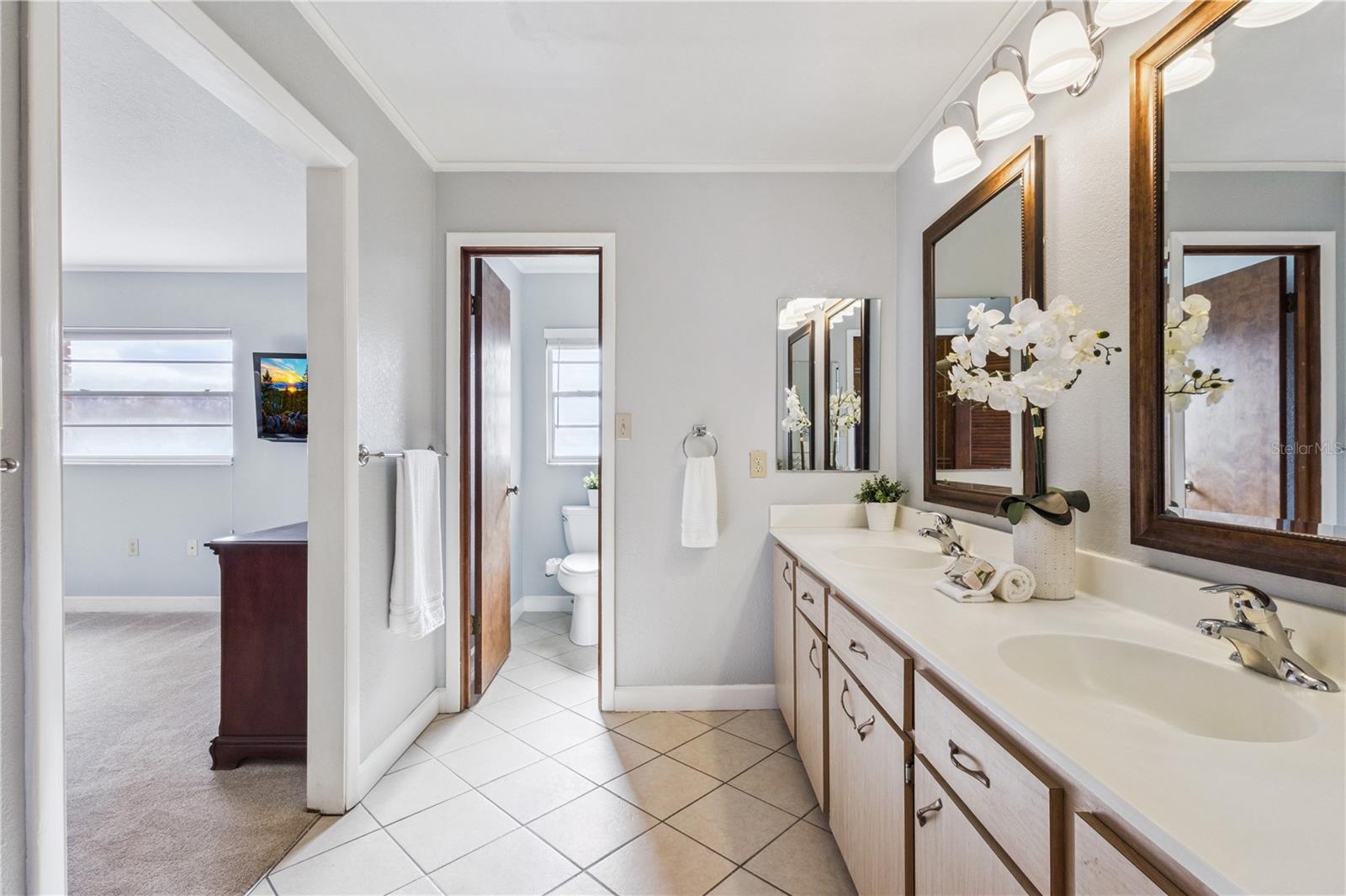 VENETIAN VILLAGE THIRD ADD - Residential