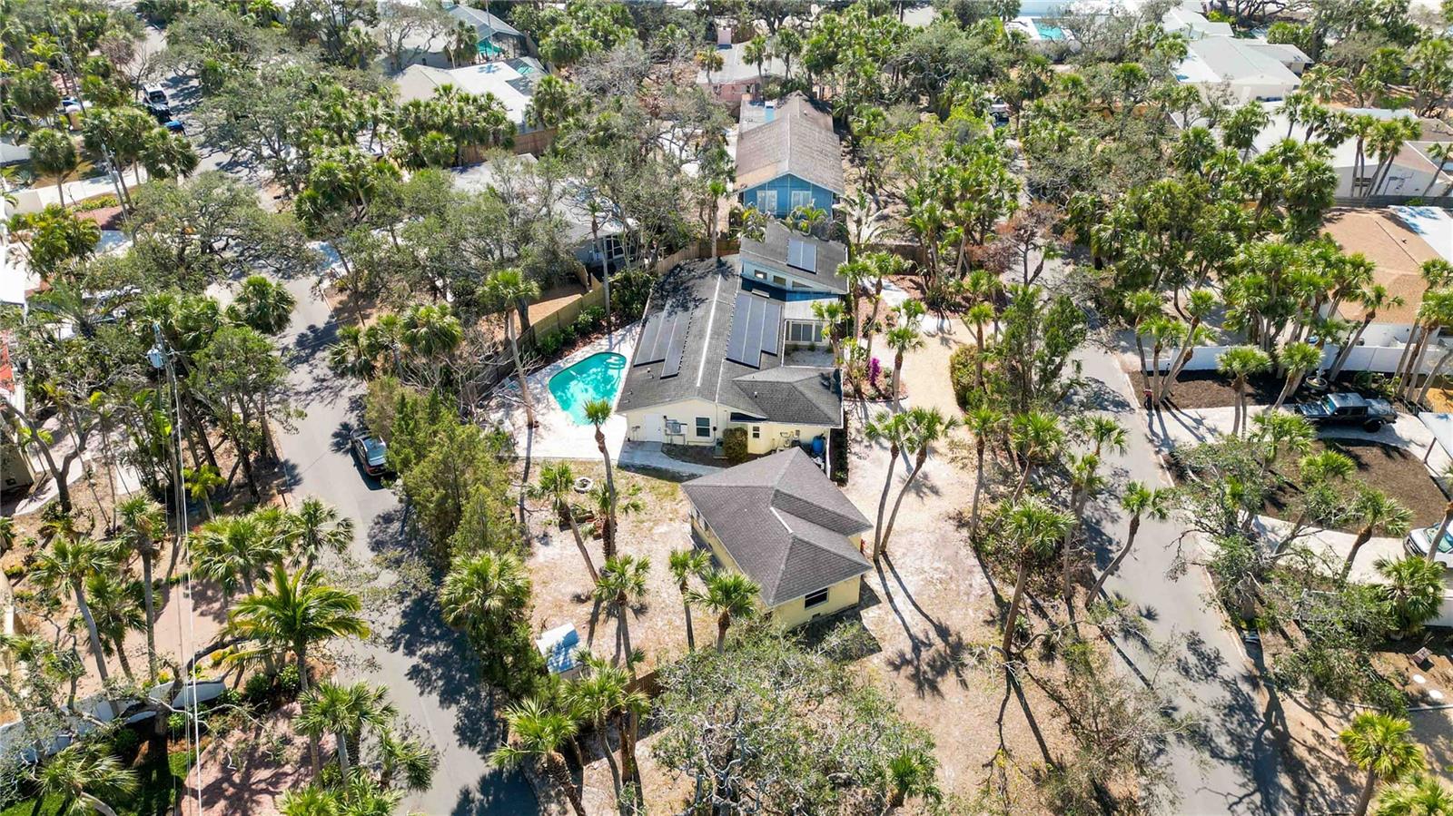 SIESTA BEACH - Residential