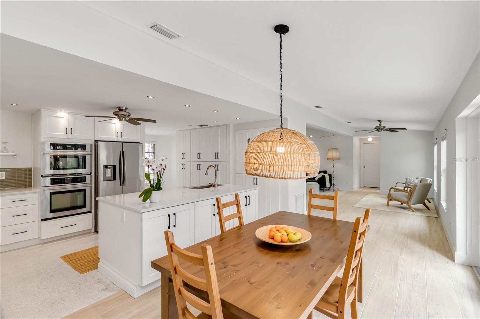 SIESTA BEACH - Residential