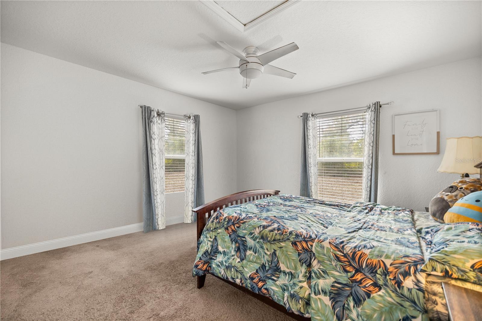 BELLEVIEWS SUNNY SKIES - Residential