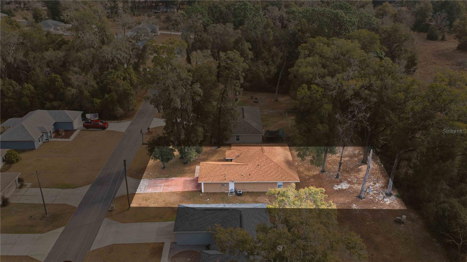 BELLEVIEWS SUNNY SKIES - Residential