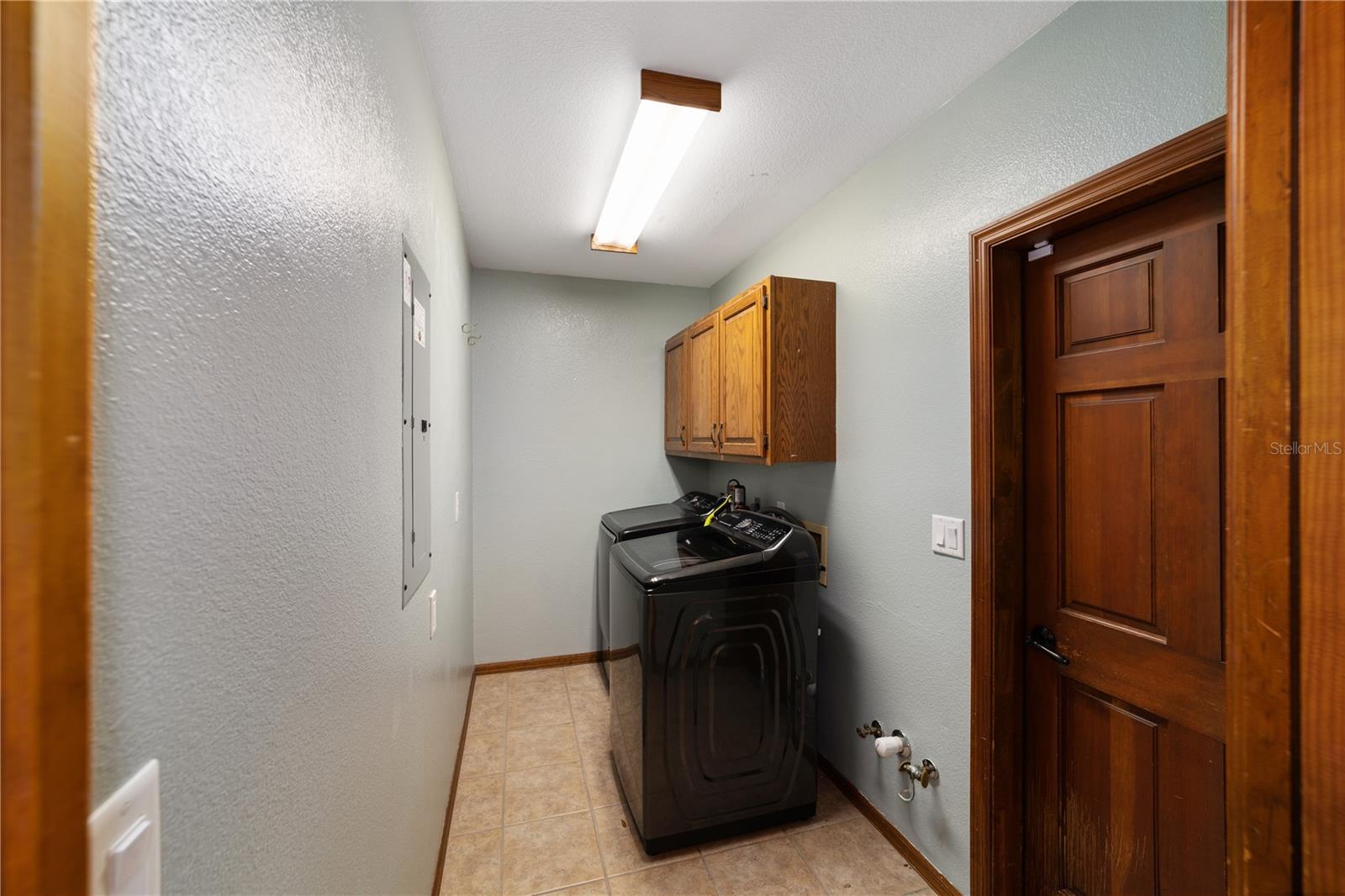 QUAIL HOLLOW - Residential