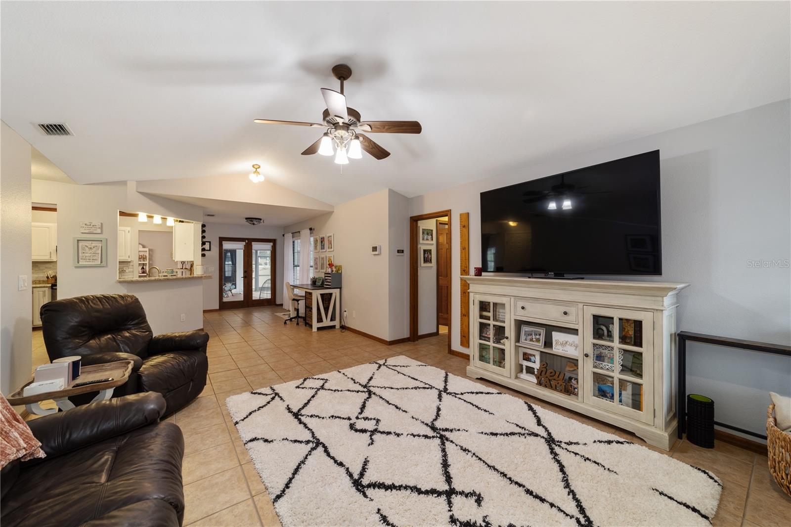 QUAIL HOLLOW - Residential