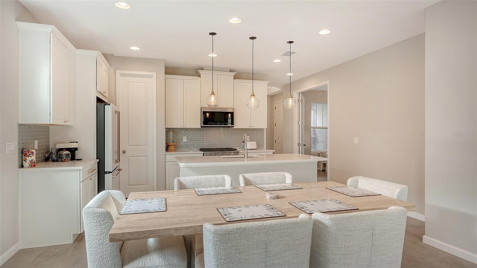 SUNRISE PRESERVE PH 3 - Residential Lease
