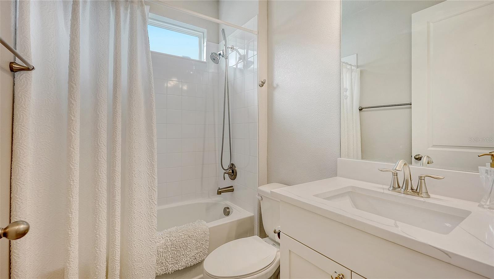SUNRISE PRESERVE PH 3 - Residential Lease