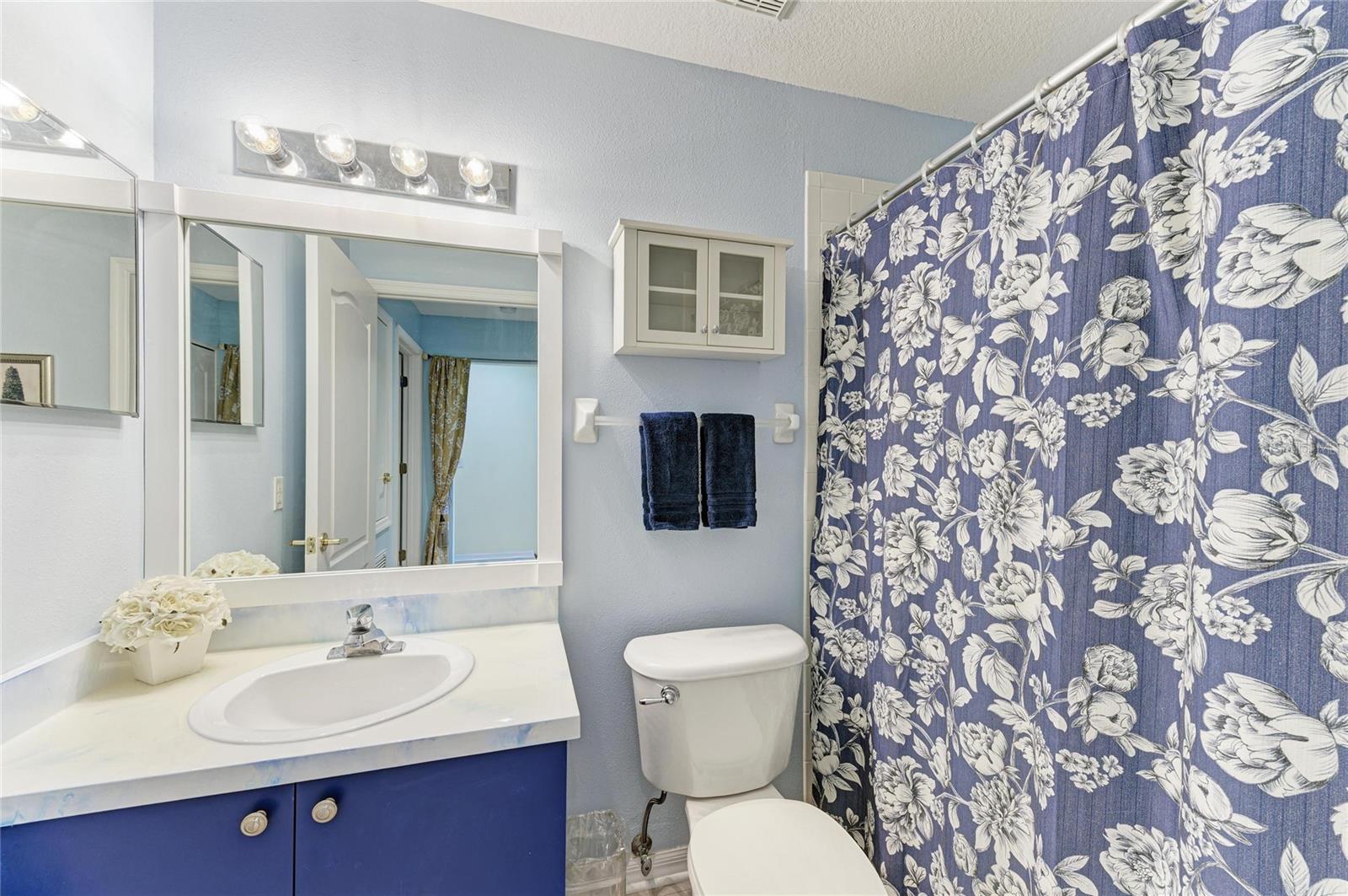 HERITAGE OAKS- VERANDA 7 - Residential