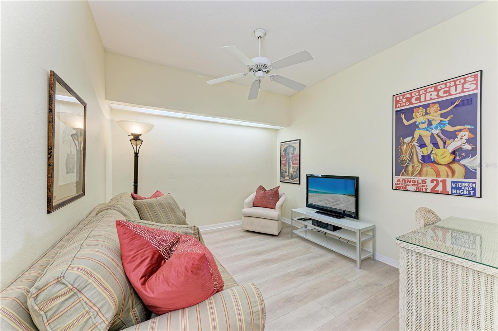 HERITAGE OAKS- VERANDA 7 - Residential