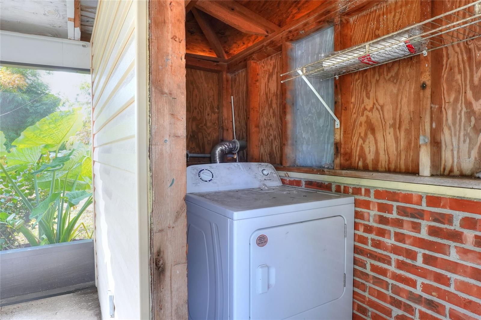 DIXIELAND REV - Residential