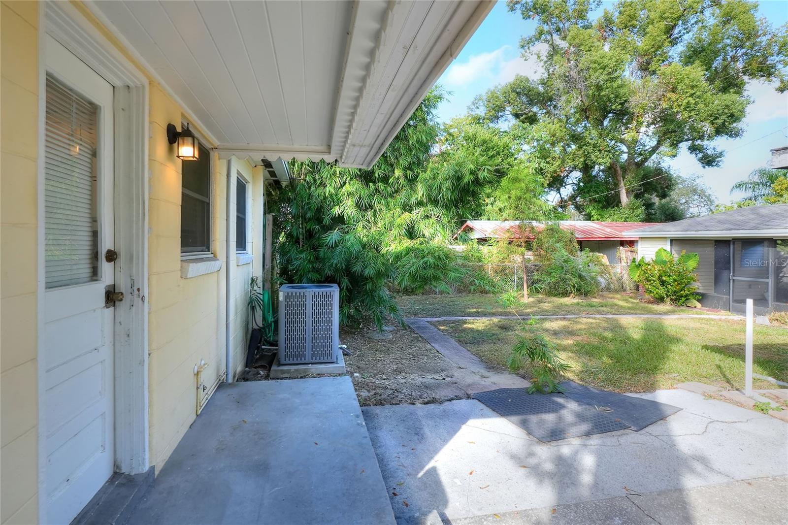 DIXIELAND REV - Residential