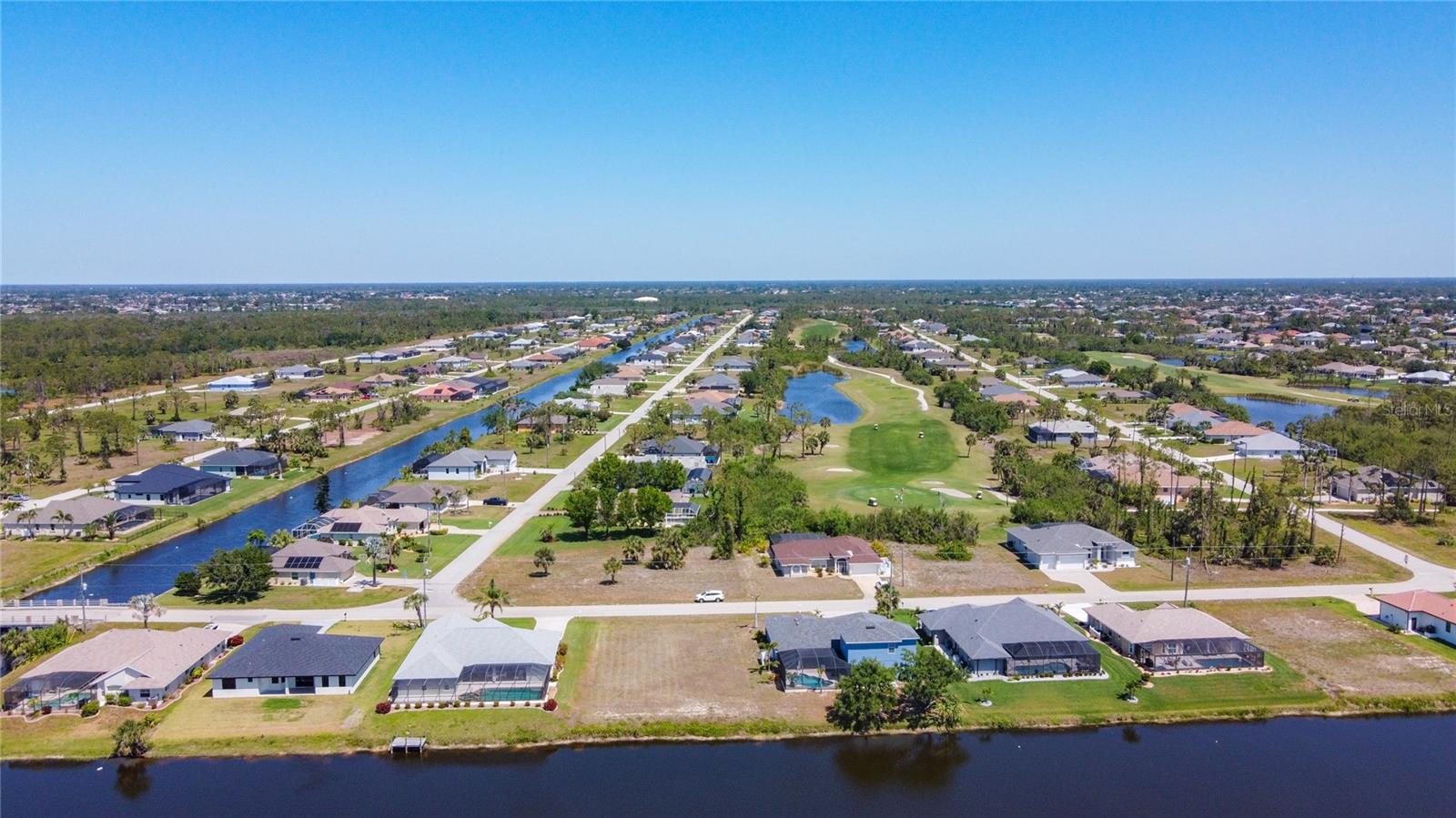 ROTONDA WEST PINE VALLEY - Residential