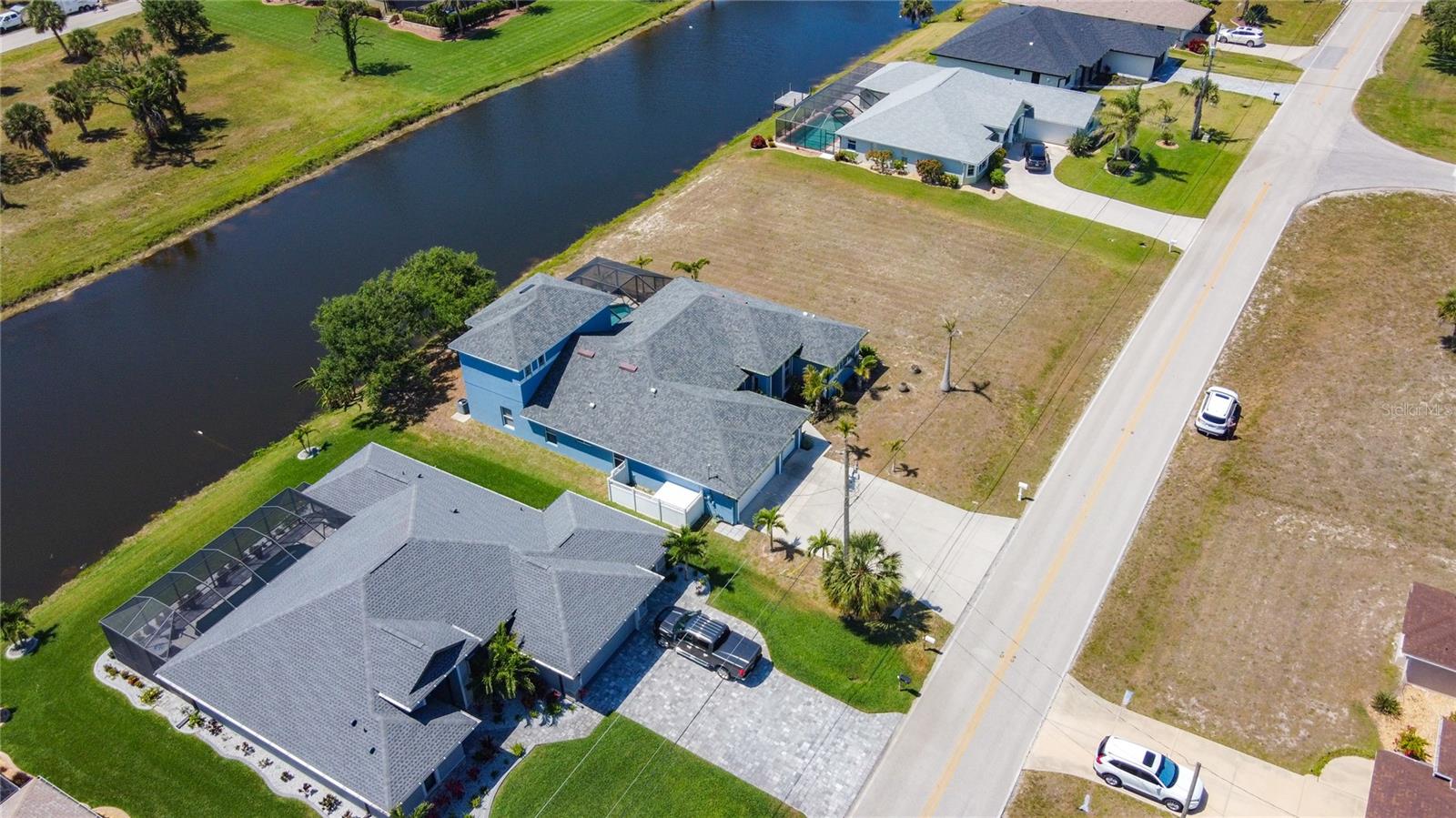 ROTONDA WEST PINE VALLEY - Residential