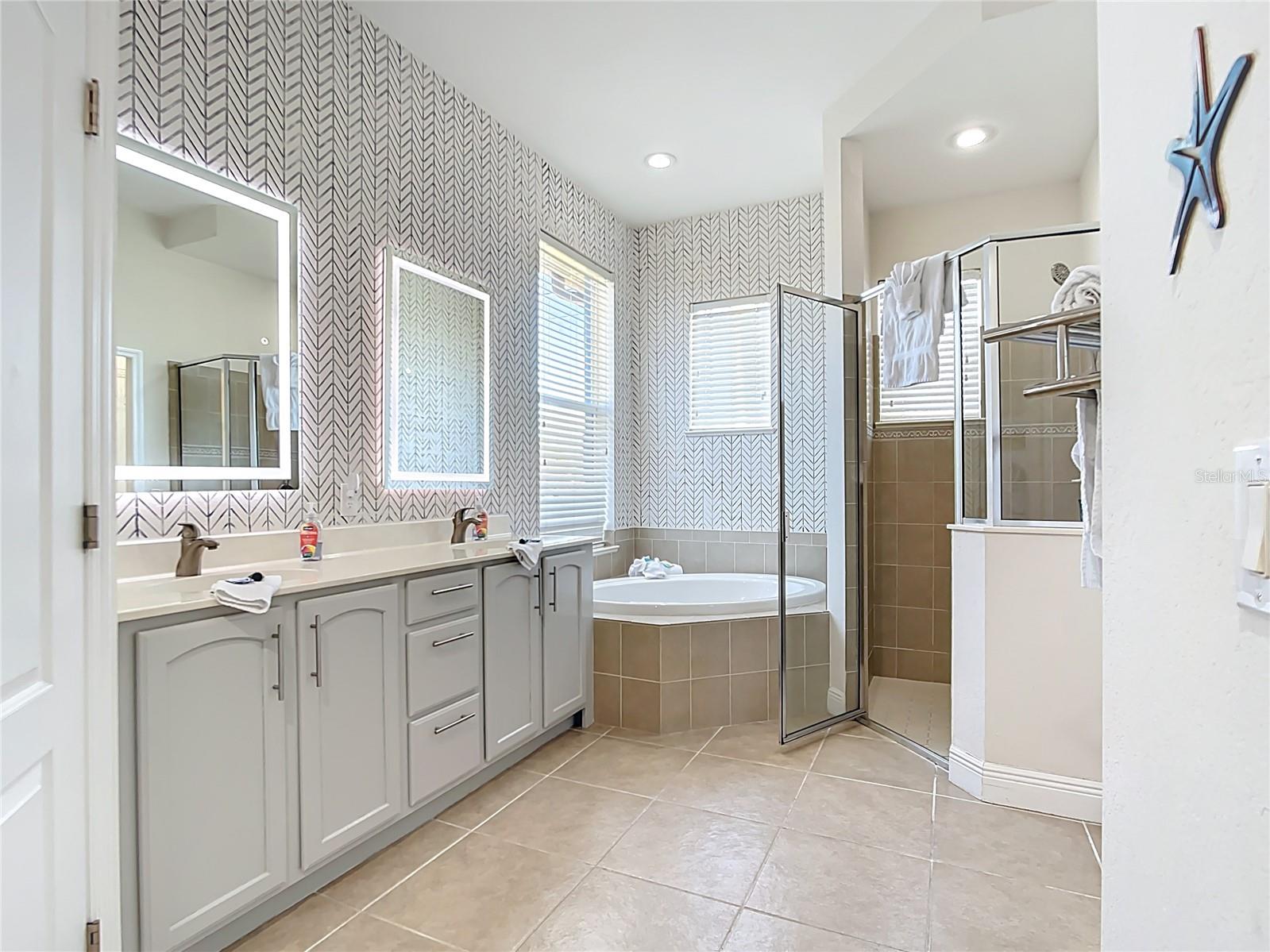 ROTONDA WEST PINE VALLEY - Residential