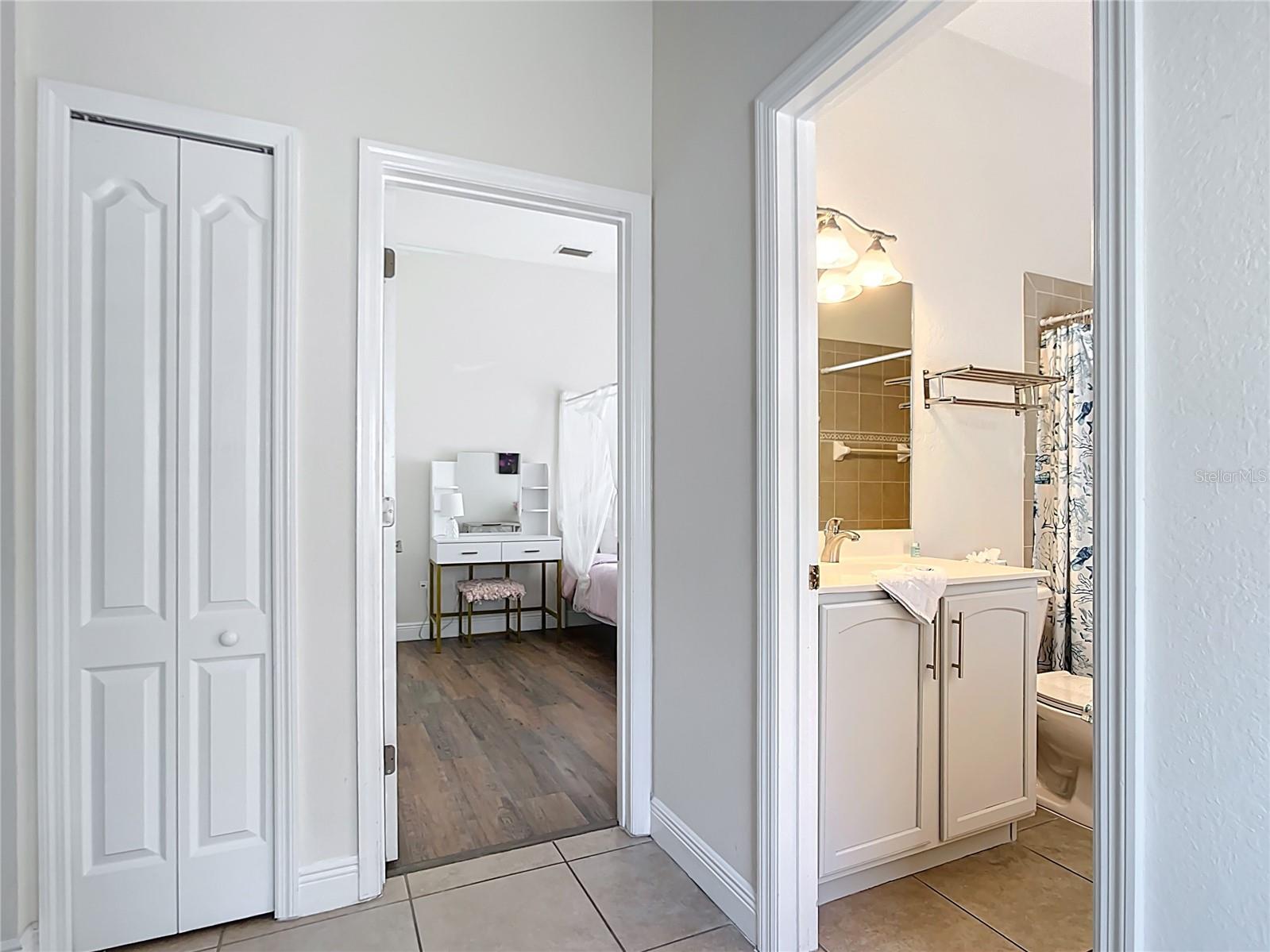 ROTONDA WEST PINE VALLEY - Residential