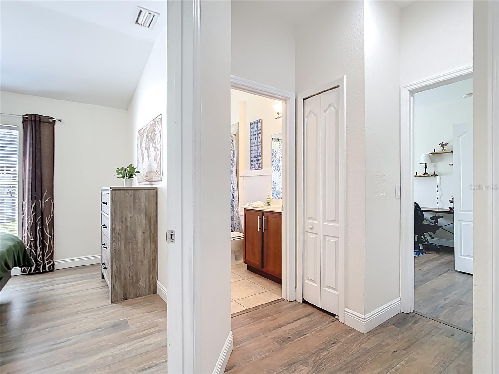 ROTONDA WEST PINE VALLEY - Residential