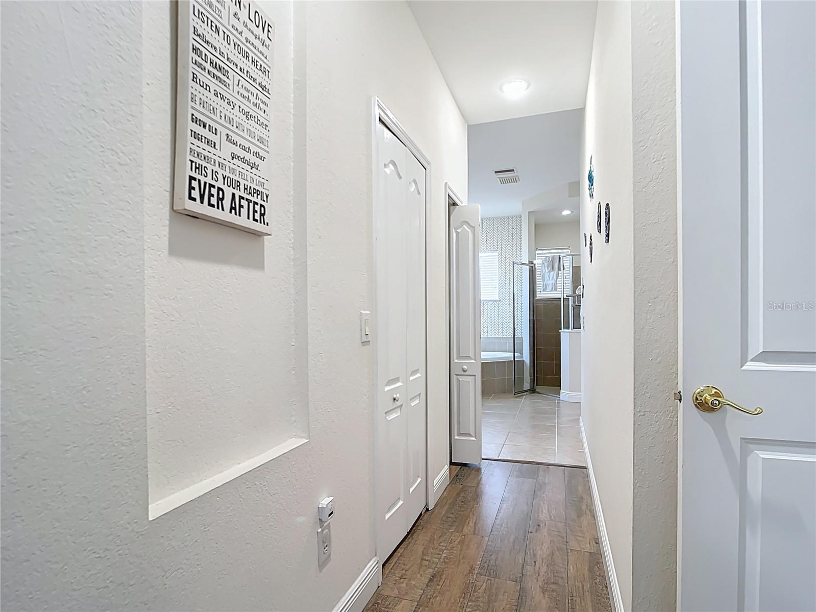 ROTONDA WEST PINE VALLEY - Residential