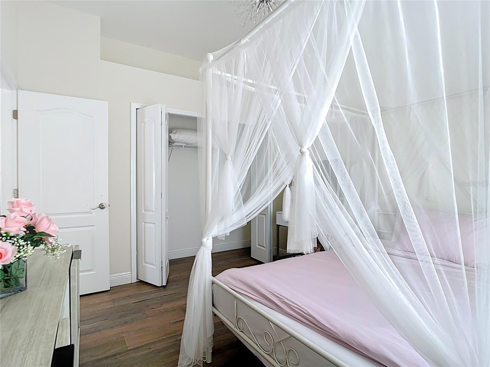 ROTONDA WEST PINE VALLEY - Residential