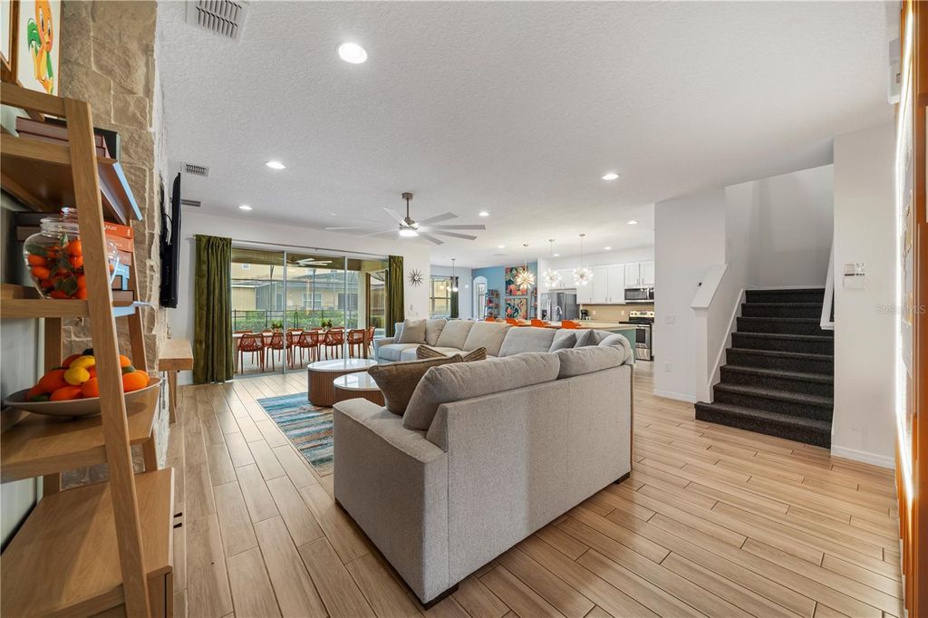 Photo of 7009 Oakwood Street, Davenport, FL 33837 (MLS # O6388959)