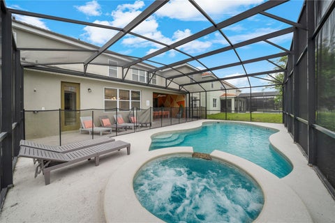 7009 Oakwood Street, Davenport, FL 33837