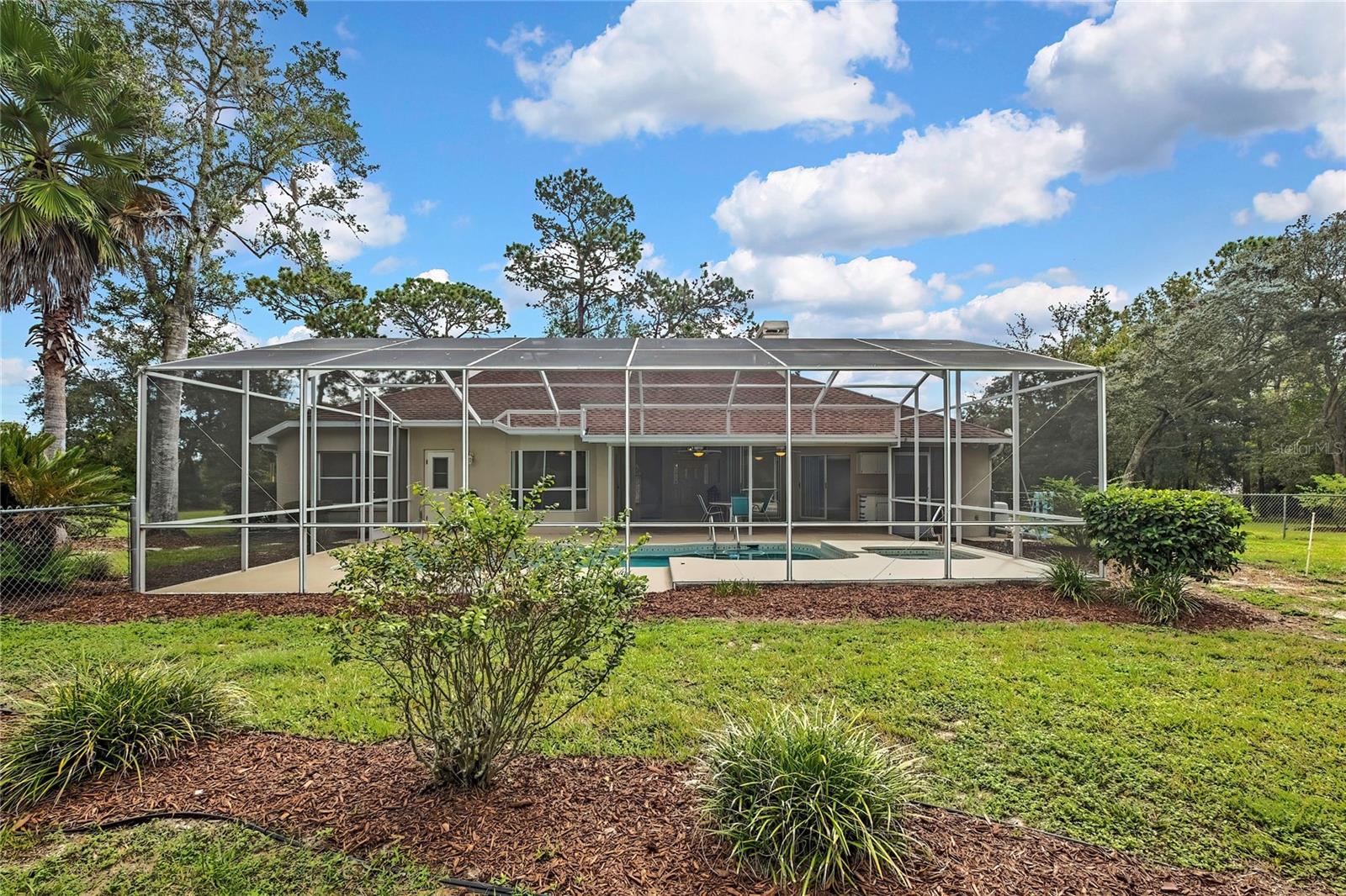 PINE RIDGE UNIT 03 - Residential
