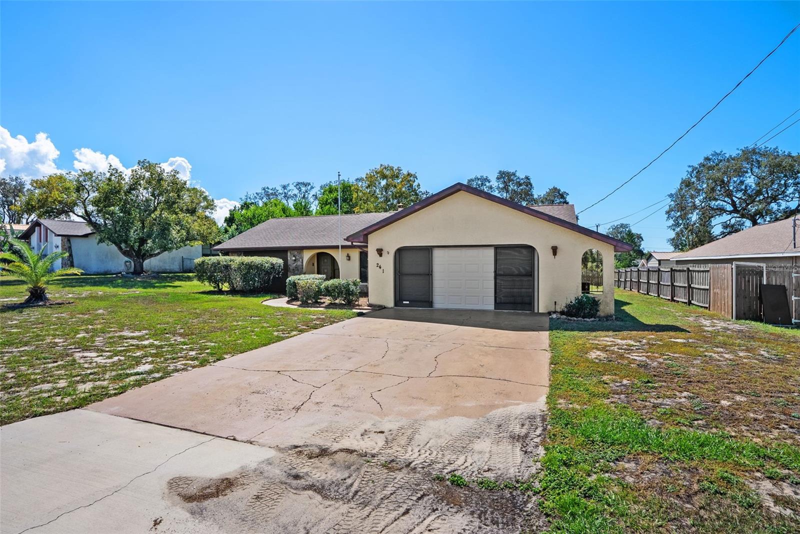 SPRING HILL - Residential Lease