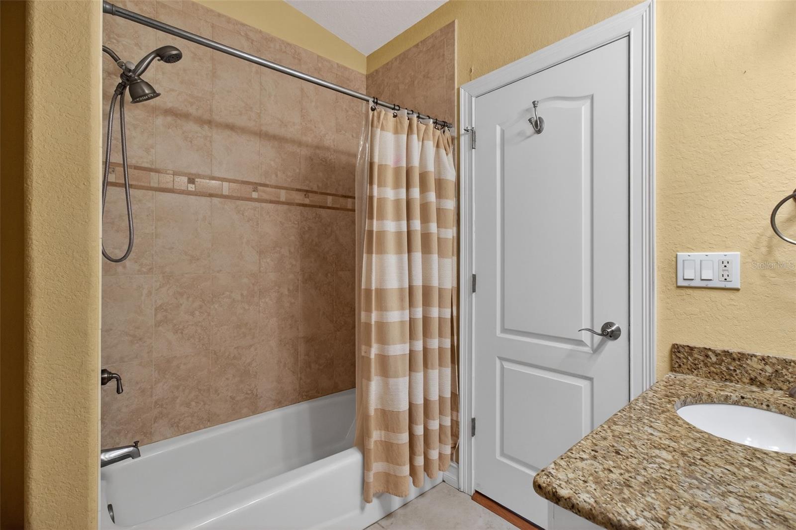 SOUTH CSWY ISLE YACHT CLUB 2ND ADD - Residential