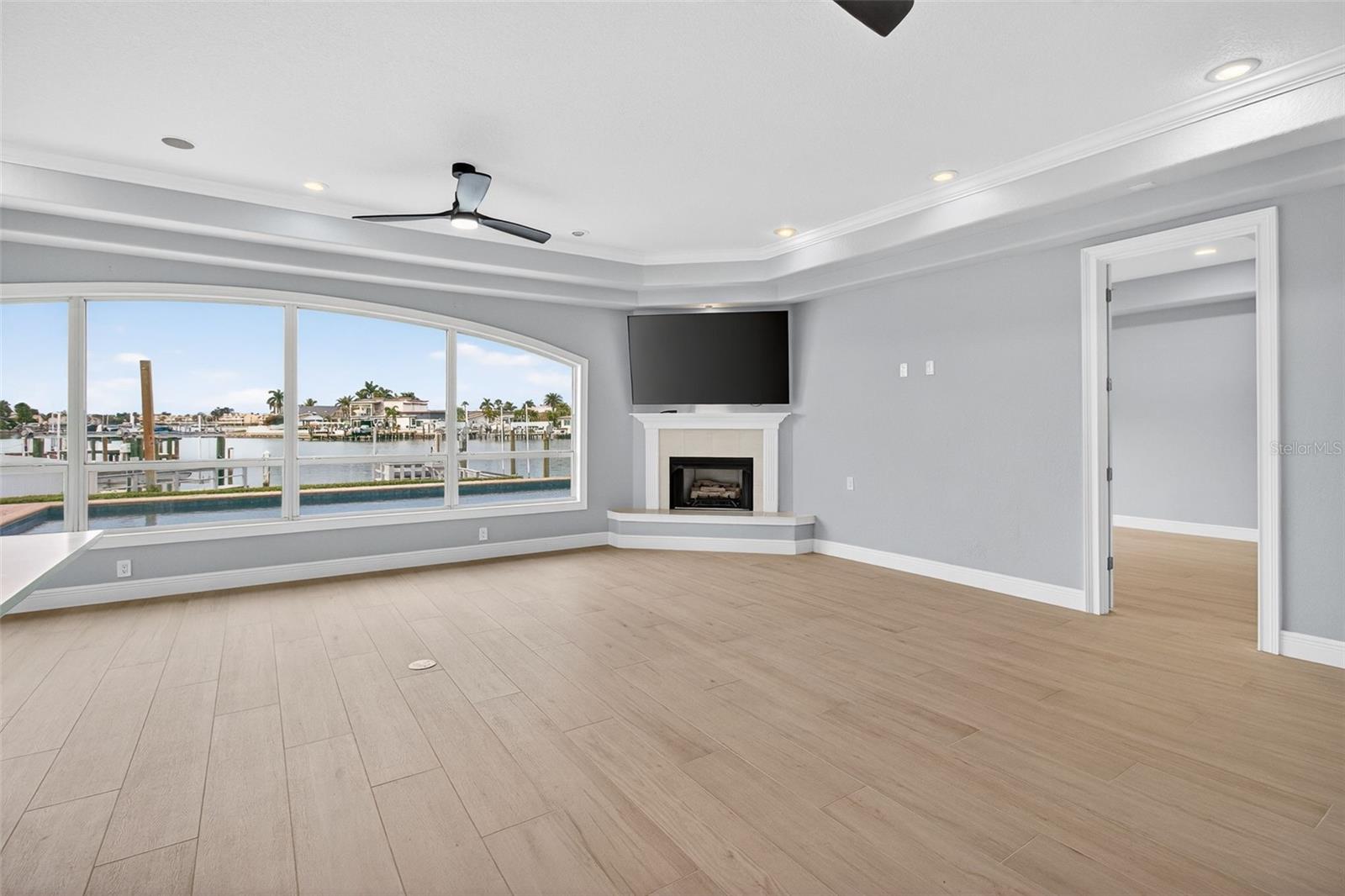 SOUTH CSWY ISLE YACHT CLUB 2ND ADD - Residential