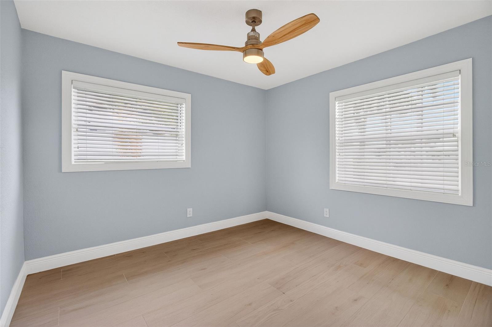 SOUTH CSWY ISLE YACHT CLUB 2ND ADD - Residential